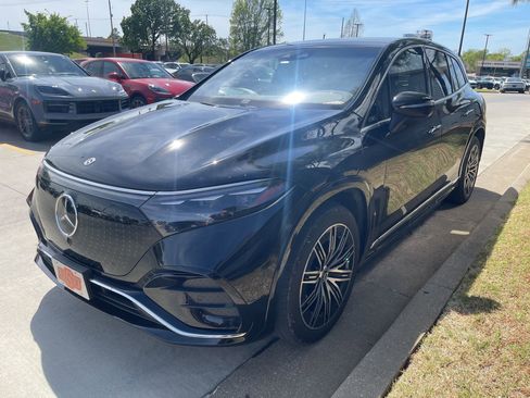 Used 2023 Mercedes-Benz EQS 580 4MATIC SUV image 1
