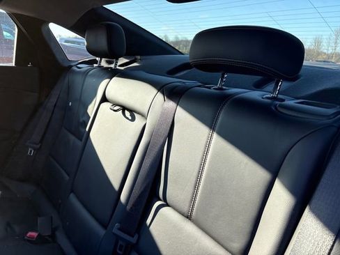 Used 2017 Chevrolet Impala LT image 10