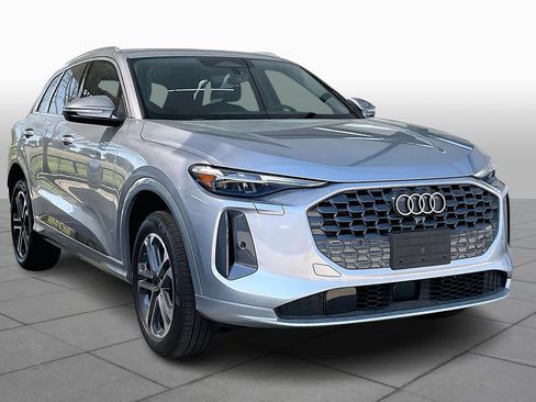 New 2026 Audi Q5 Premium Plus image 2