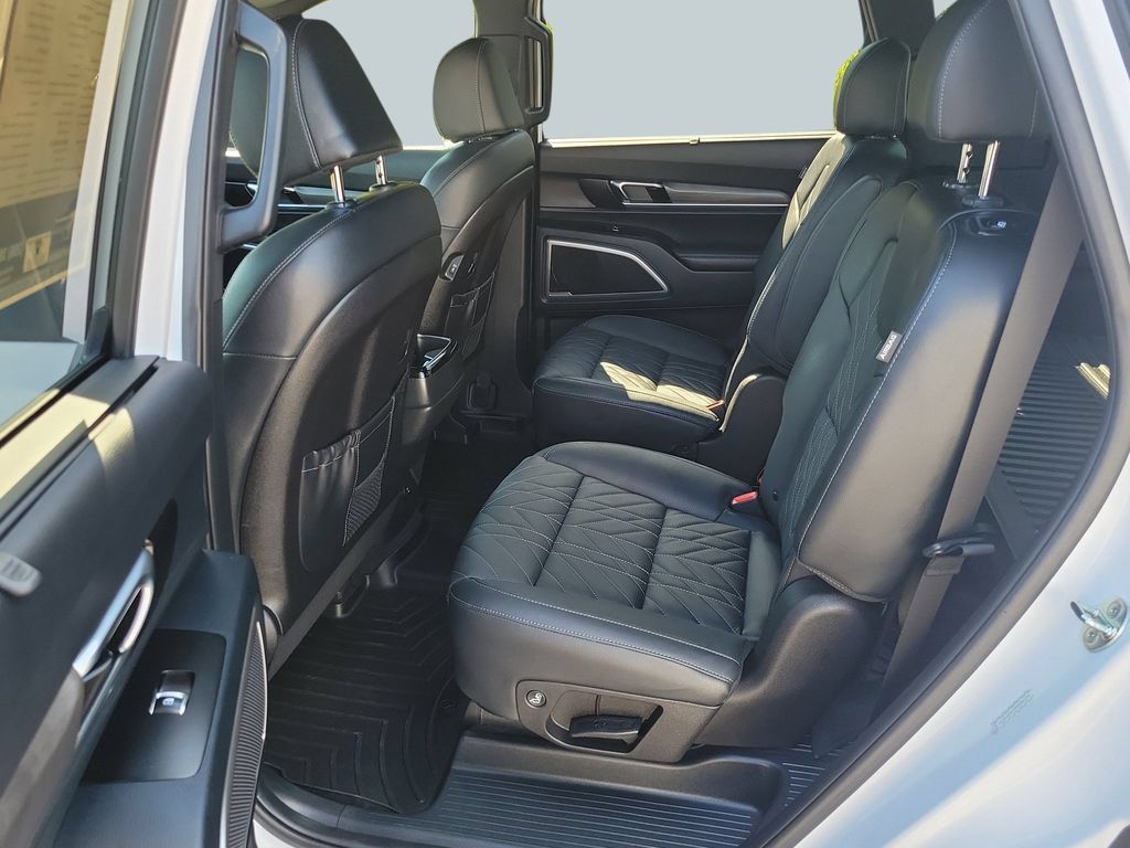 Used 2024 Kia Telluride EX X-Line AWD/4WD image 29