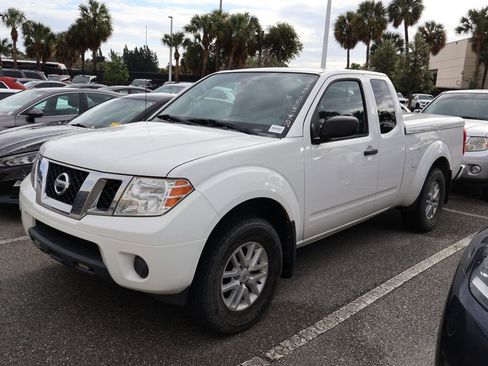 Used 2020 Nissan Frontier SV w/ SV Utility Package image 1