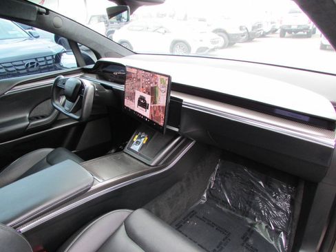 Used 2022 Tesla Model X Plaid AWD/4WD image 25