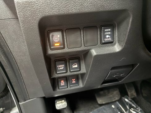 Used 2023 Nissan Frontier PRO-4X w/ Pro-4X Premium Package AWD/4WD image 14