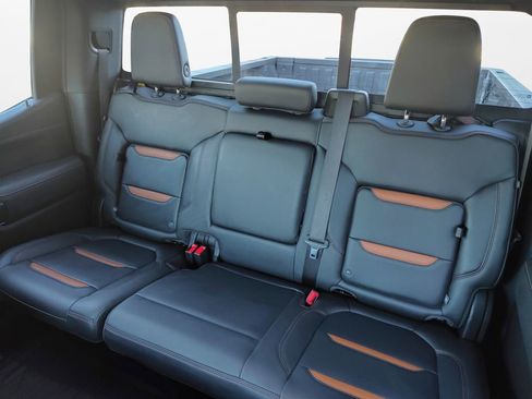 Used 2019 GMC Sierra 1500 AT4 w/ AT4 Premium Package image 22