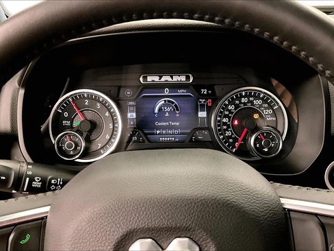 Used 2024 RAM 1500 Big Horn AWD/4WD image 28