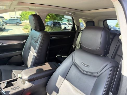 Used 2019 Cadillac XT5 Premium Luxury w/ Driver Assist Package FWD image 22