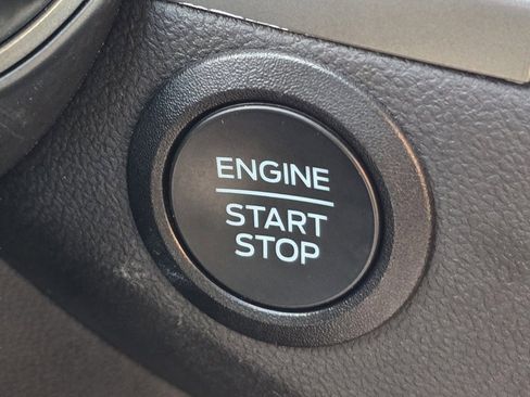 Used 2025 Ford Escape Active image 12