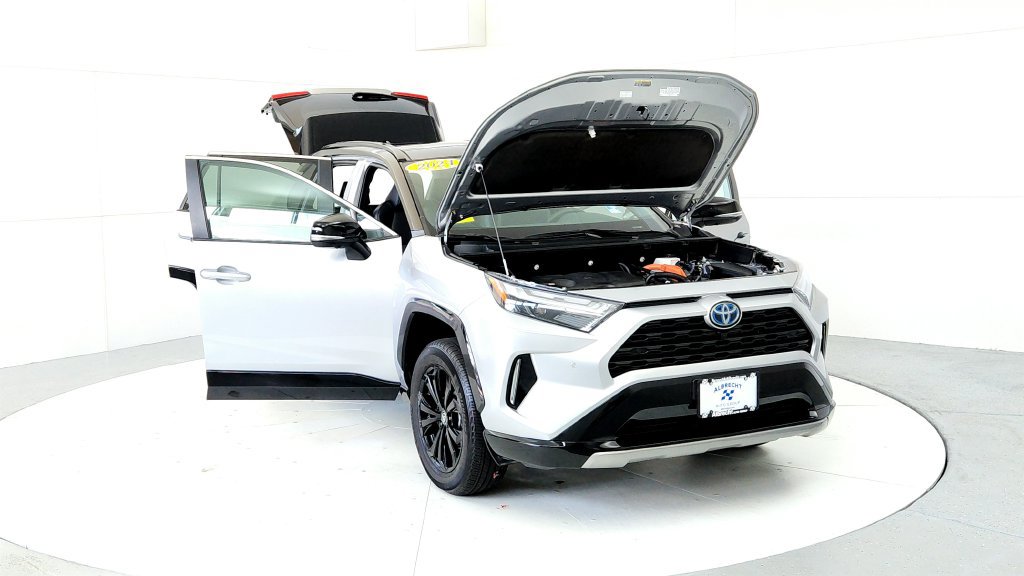 Certified 2024 Toyota RAV4 XSE w/ Advanced Technology Package AWD/4WD image 9