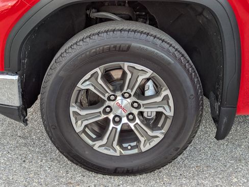 Certified 2023 GMC Sierra 1500 SLE image 32