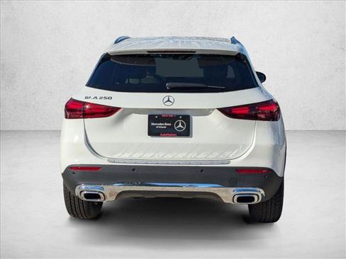 Certified 2026 Mercedes-Benz GLA 250 image 8