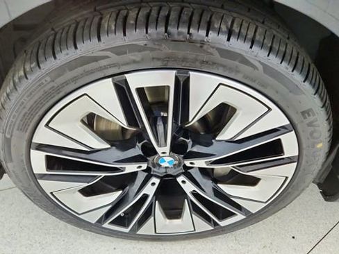 Used 2024 BMW 530i image 54