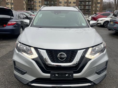 Used 2020 Nissan Rogue SV image 13