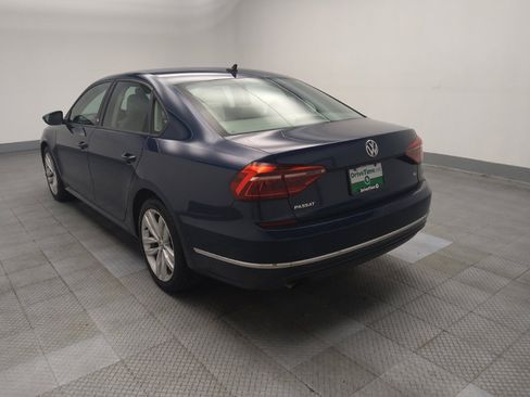Used 2019 Volkswagen Passat 2.0T Wolfsburg w/ Wheels & Sunroof Package FWD image 5