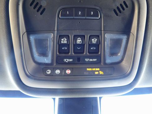 Used 2022 Chevrolet Traverse High Country w/ LPO, Floor Liner Package image 32