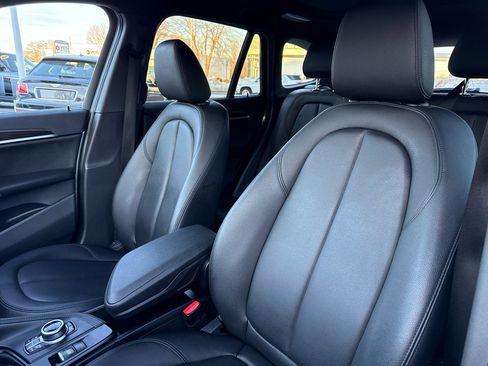Used 2017 BMW X1 xDrive28i image 25