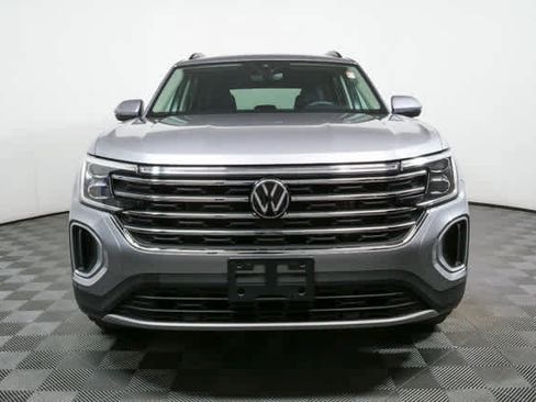 Certified 2025 Volkswagen Atlas SE image 37