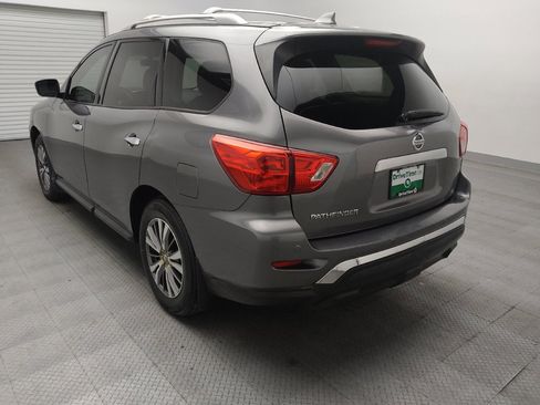 Used 2019 Nissan Pathfinder S FWD image 5