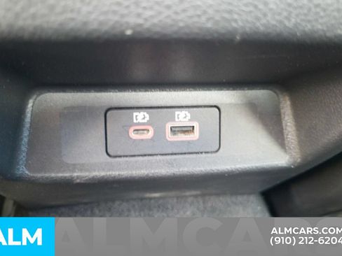 Used 2025 Nissan Altima 2.5 SV FWD image 22
