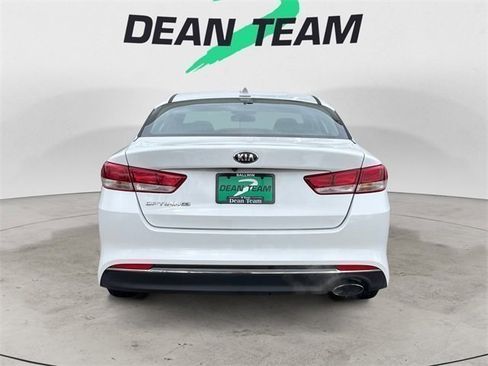 Used 2017 Kia Optima LX image 7