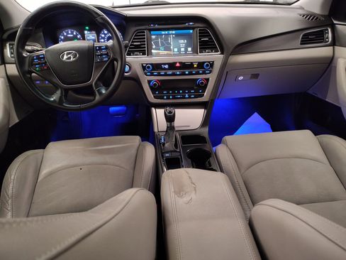 Used 2016 Hyundai Sonata Sport w/ Option Group 03 image 16