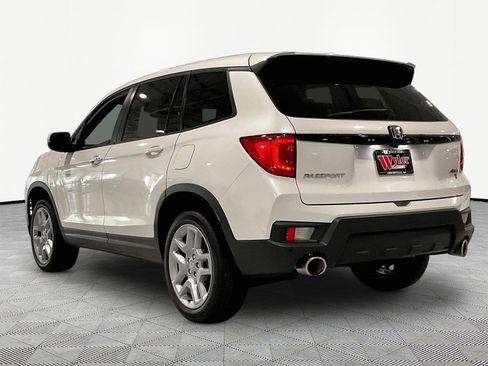 Used 2024 Honda Passport EX-L image 4
