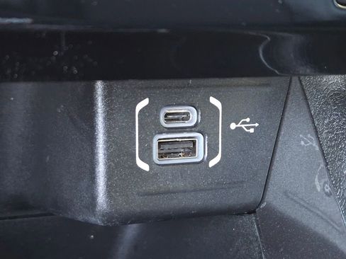 Used 2023 Jeep Compass Latitude w/ Convenience Group image 17