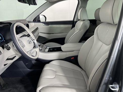 Used 2024 Hyundai Palisade Calligraphy image 26