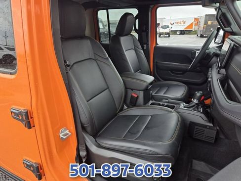 Used 2025 Jeep Gladiator Sport AWD/4WD image 20