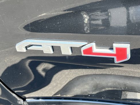 Used 2021 GMC Sierra 1500 AT4 image 9