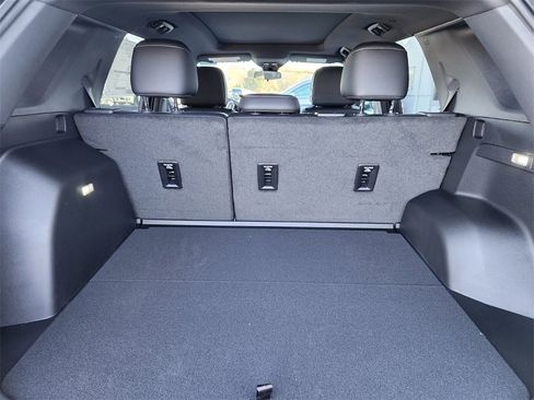 New 2026 Chevrolet Equinox LT w/ Convenience Package II image 31