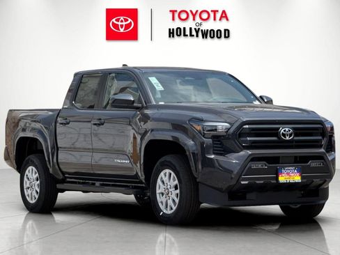 New 2026 Toyota Tacoma SR5 RWD image 2