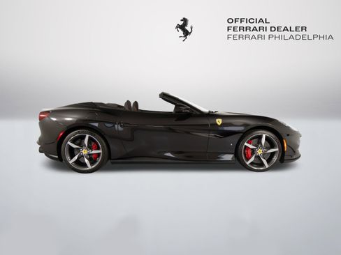 Certified 2022 Ferrari Portofino M RWD image 9