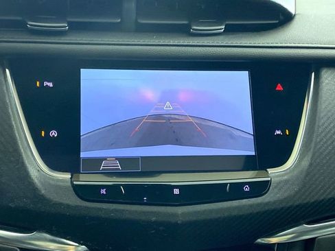 Used 2020 Cadillac XT6 Sport image 9