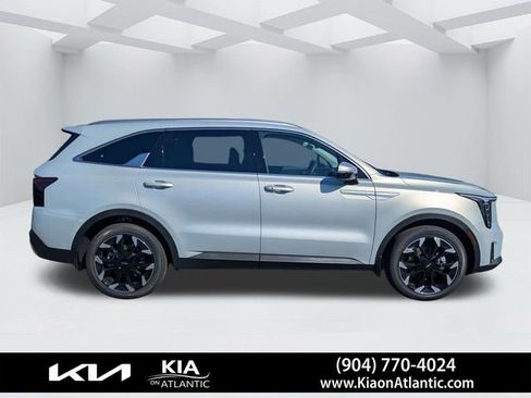 New 2026 Kia Sorento EX w/ EX Premium Package FWD image 2