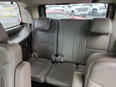 Used 2019 GMC Yukon Denali w/ Denali Ultimate Package image 16