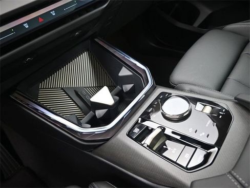 New 2025 BMW X3 xDrive30i w/ Premium Package image 31