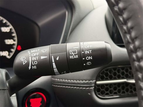 Used 2023 Honda HR-V EX-L image 27