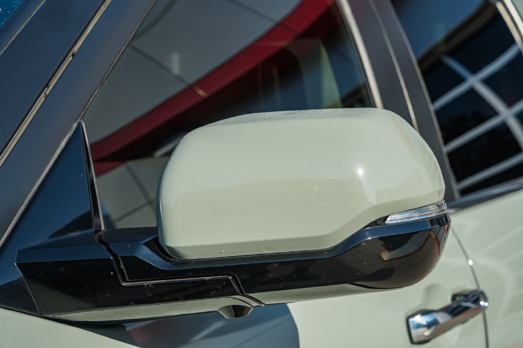 Used 2024 Toyota Tundra Limited AWD/4WD image 16