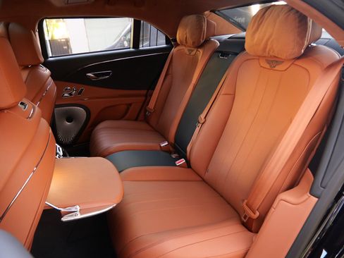 New 2026 Bentley Flying Spur Plug-In Hybrid AWD/4WD image 25