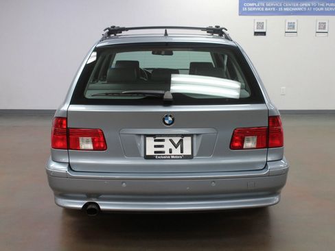 Used 2003 BMW 525i Wagon image 6