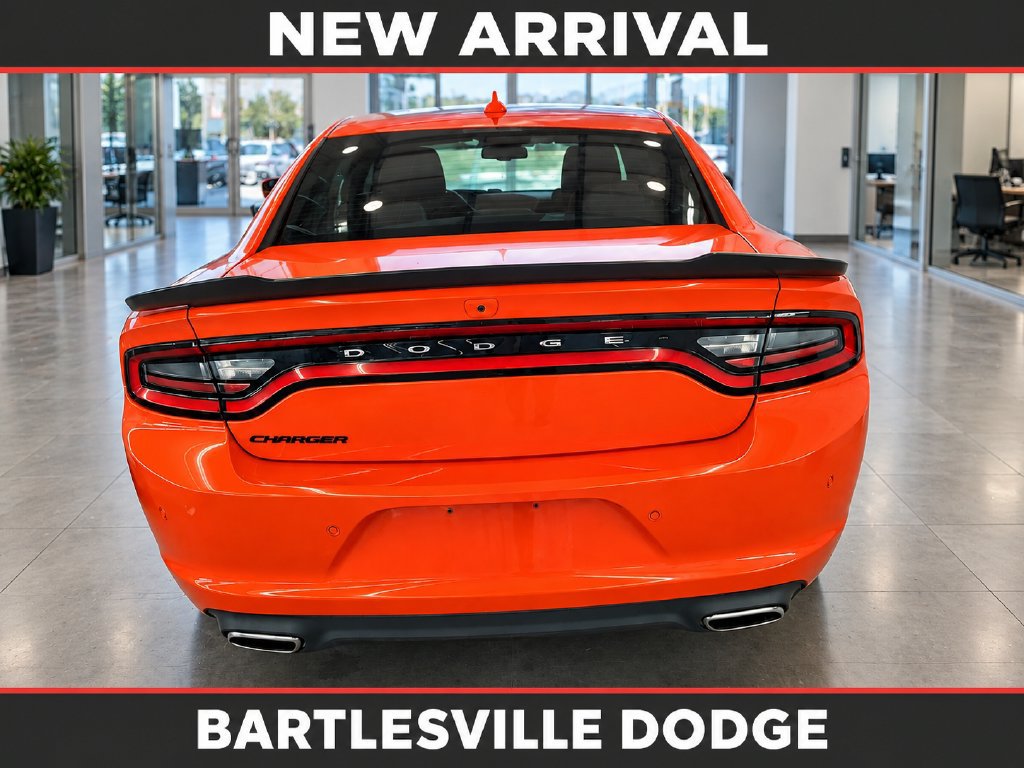Used 2017 Dodge Charger SXT w/ AWD Plus Group image 5