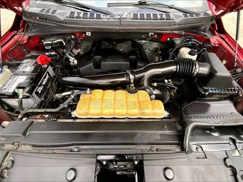 Used 2019 Ford F150 Lariat w/ Equipment Group 502A Luxury AWD/4WD image 32