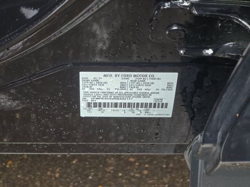 Used 2024 Ford Edge Titanium AWD/4WD image 20