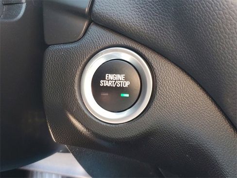 Used 2022 Chevrolet Equinox LT image 29