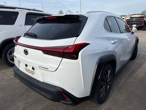 Used 2019 Lexus UX 250h F Sport w/ F Sport Luxury Package image 10