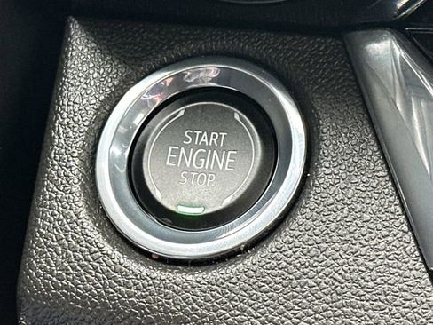 Used 2025 Buick Envista Sport Touring w/ Convenience I Package image 37