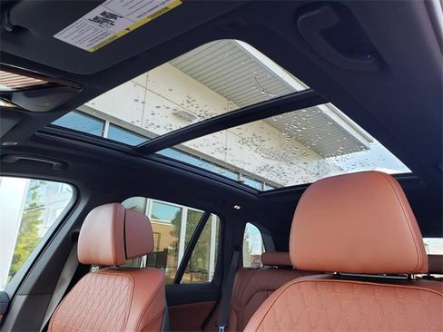 New 2026 BMW X5 xDrive50e image 20