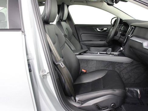 Certified 2024 Volvo S60 B5 Core image 29