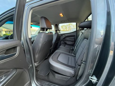 Used 2016 GMC Canyon SLE w/ All Terrain Package AWD/4WD image 11