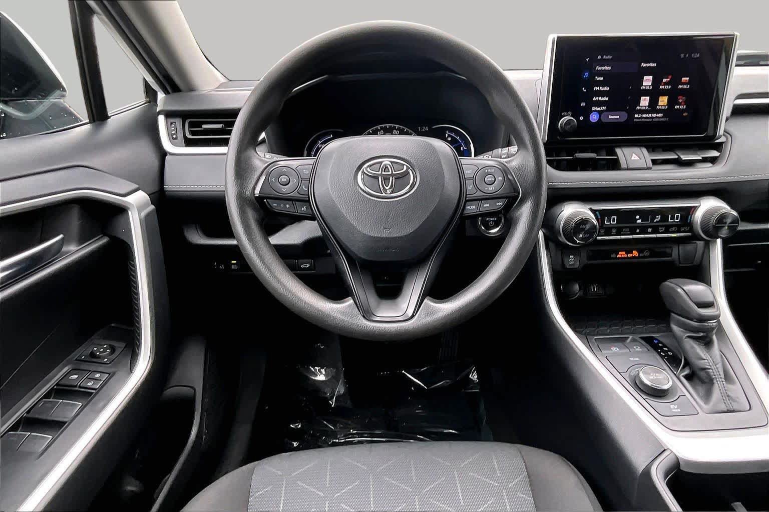 Used 2024 Toyota RAV4 XLE w/ Convenience Package AWD/4WD image 6